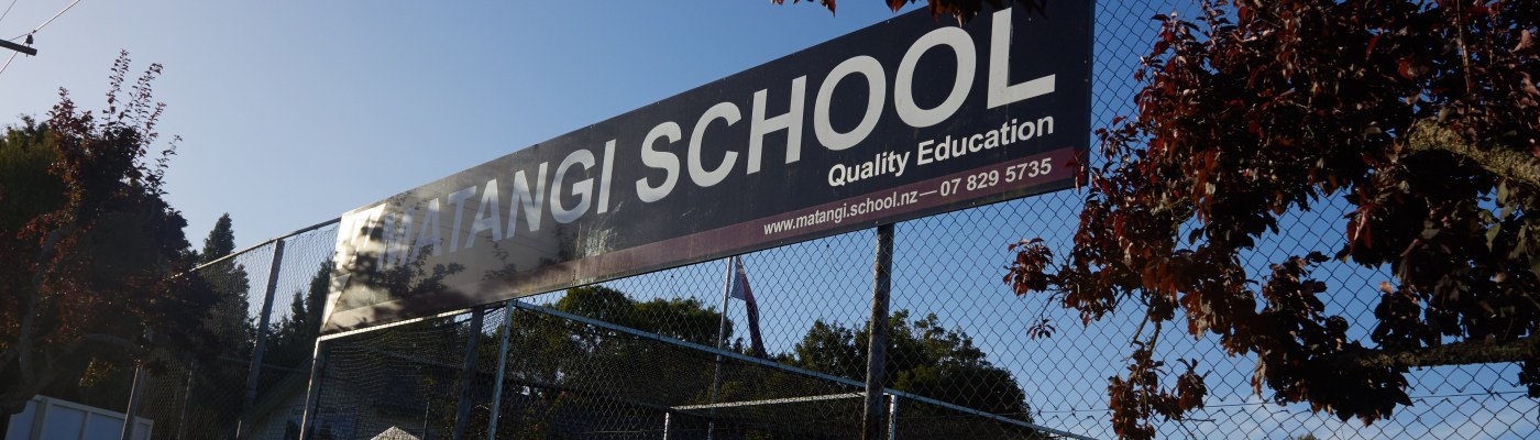 Matangi School Sign