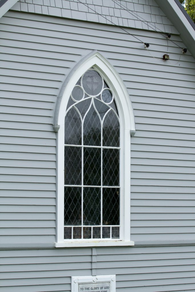 Front Leadlight at St David's Church Matangi